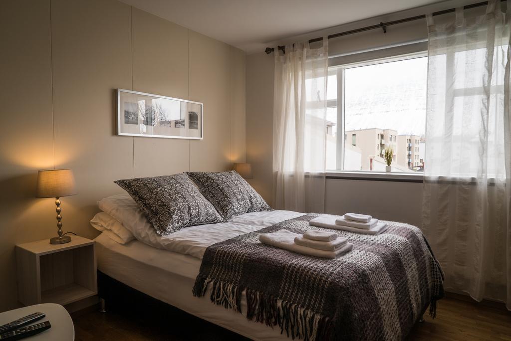 Gentlespace Guesthouse Ísafjörður Стая снимка